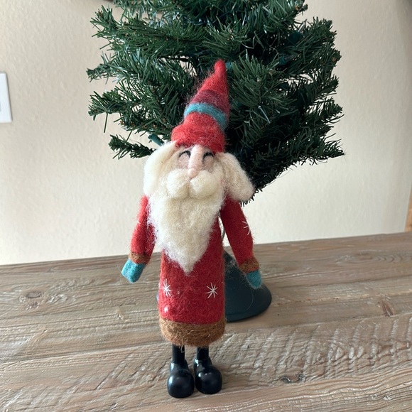 Wool Felt Santa w/Red Hat - Picture 1 of 13